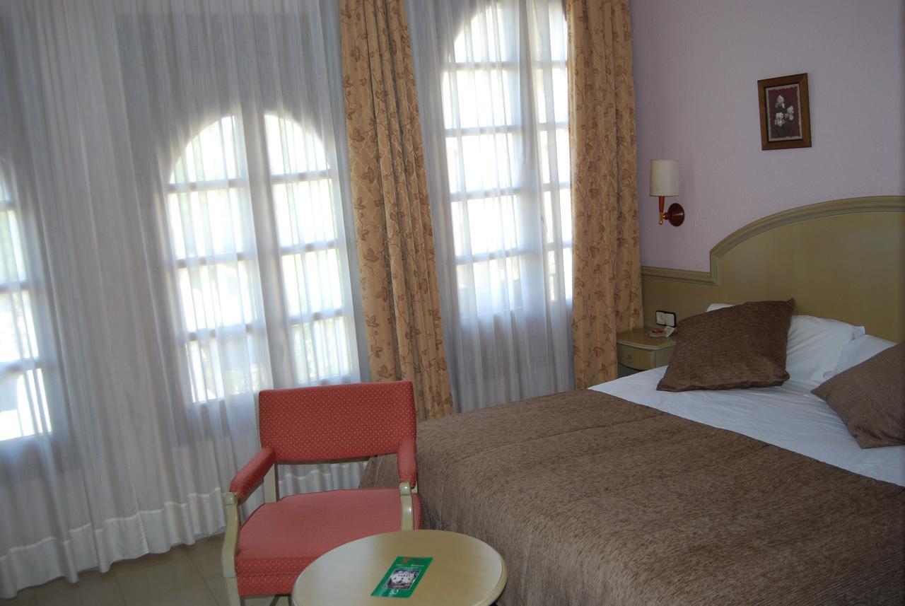 Espluga de Francolí Masia Del Cadet מראה חיצוני תמונה